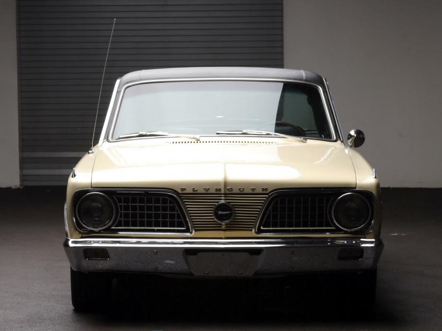  Plymouth Barracuda Fastback Hardtop 1966 года  (фото 5 из 9)